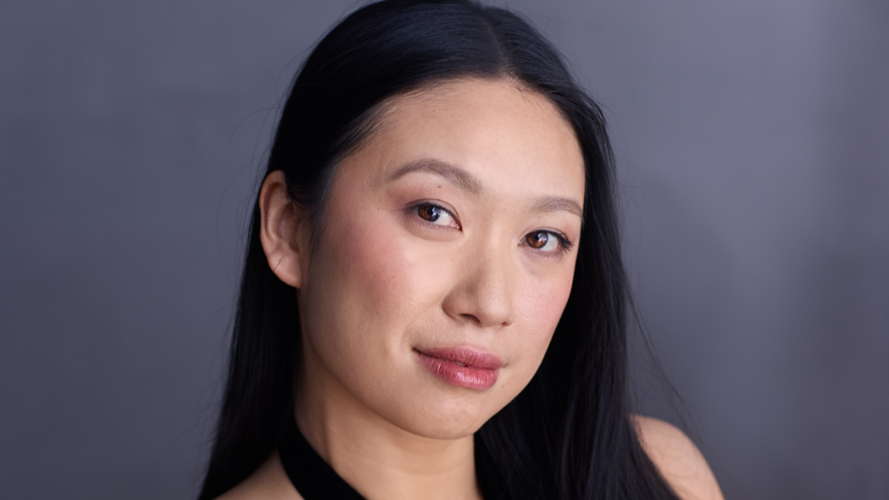 Jess Hong Biography